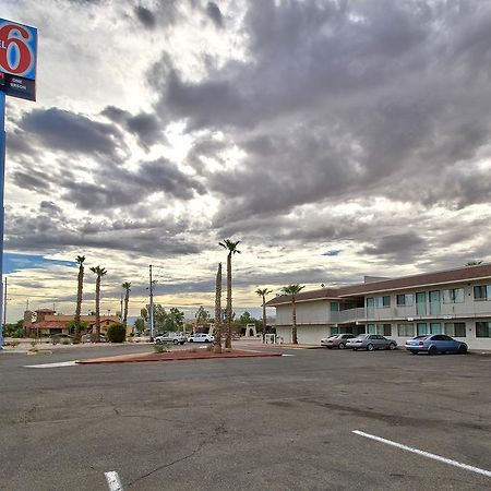 Budgetel Inn & Suites Yuma Extérieur photo