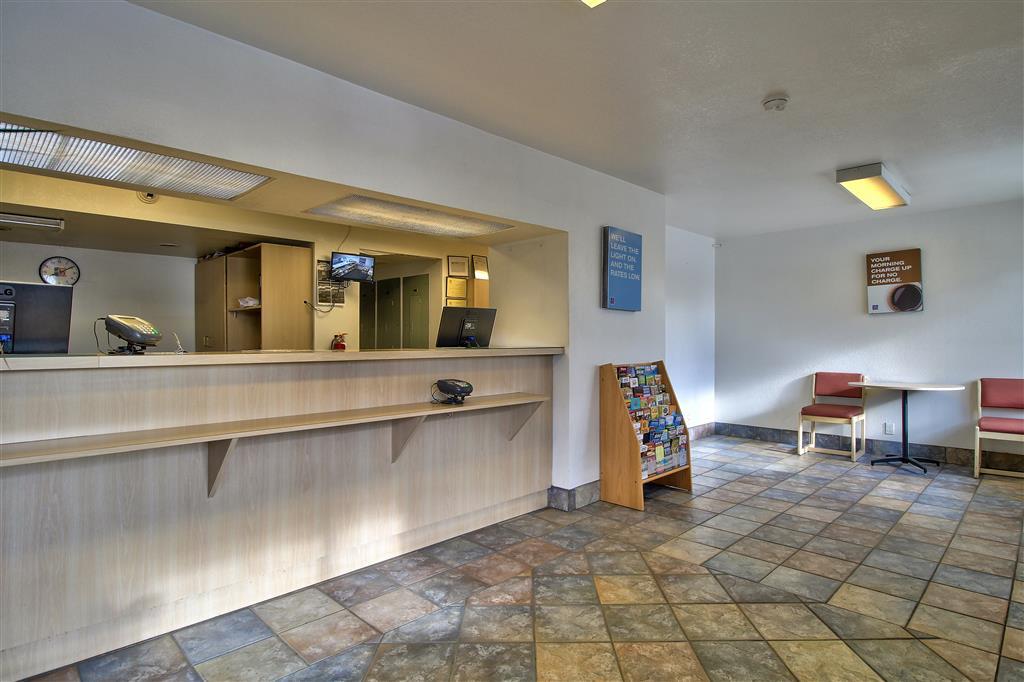 Budgetel Inn & Suites Yuma Intérieur photo